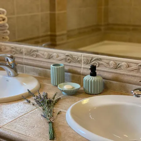 Relax Vendeghaz فيلة Gárdony