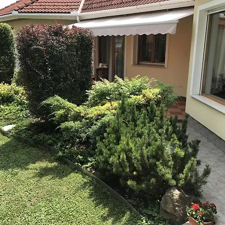 فيلة Relax Vendeghaz *